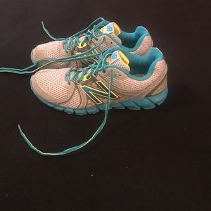 New Balance 750 V2 Running Shoes 9 1/2